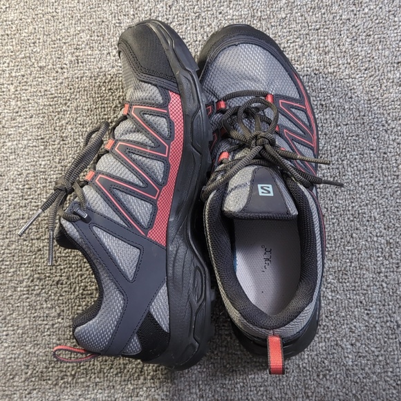 Salomon Pathfinder Hiking Shoes Size 8.0 in Gray/Black/Red Waterproof Contagrip - Picture 9 of 11
